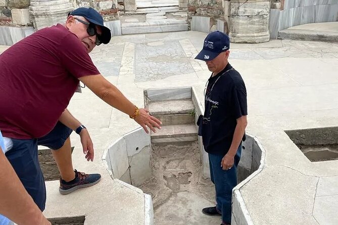 Private Ephesus Tour From KUSADASI port - Lunch, looms, and the Turkish rug village
