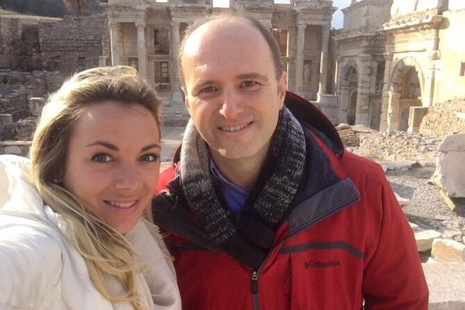 Private Ephesus Tour, ON TIME RETURN GUARANTEE - The road from Kusadasi and the old caravan stop