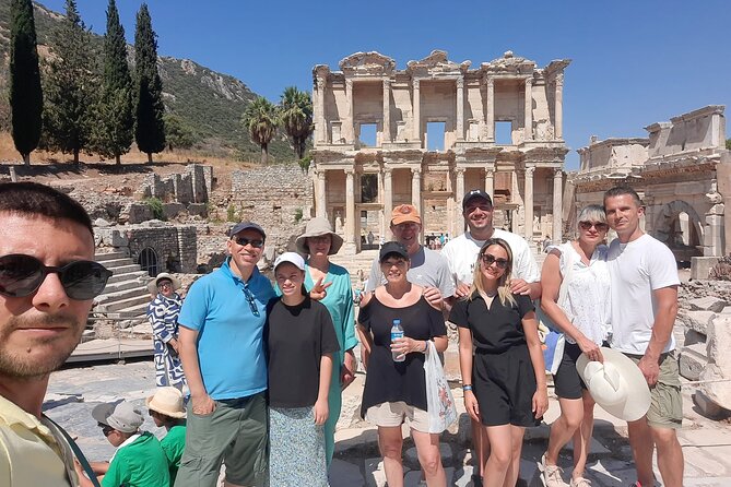 PRIVATE & GROUP: SKIP-THE-LINE EPHESUS with Wine Tasting & Lunch - What the Terrace Houses add to the visit