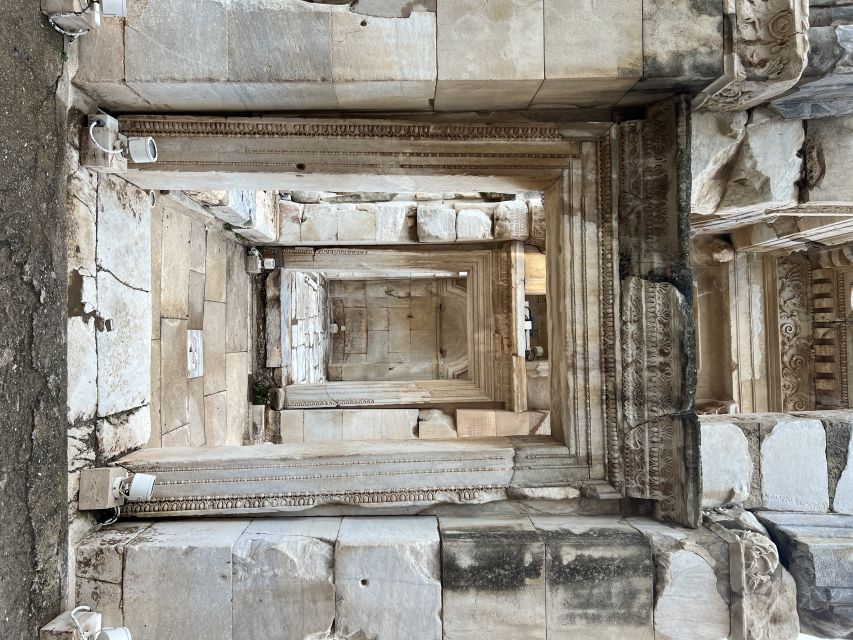 Private Halfday Ephesus Tour with Temple of Artemis Tour - Hadrian’s Temple, Trajan’s Fountain, and the smaller details