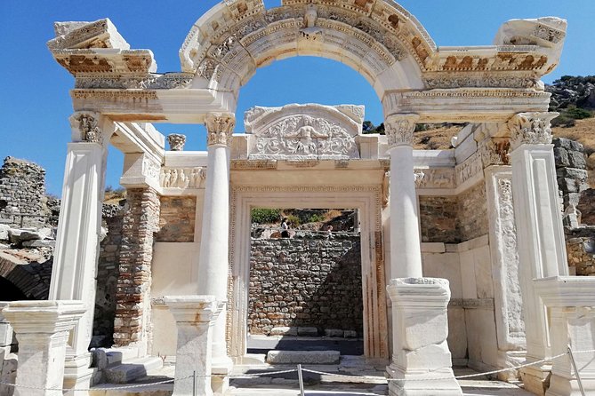 PRIVATE NO HIDDEN FEES Ephesus, Mary's House Guided Tour /GRP OPT - The Terrace Houses add Roman home life