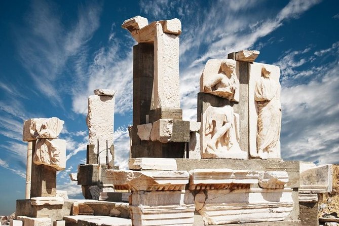 Private Tour: Ephesus Day Trip from Kusadasi with Lunch - Walking into the Ancient City of Ephesus