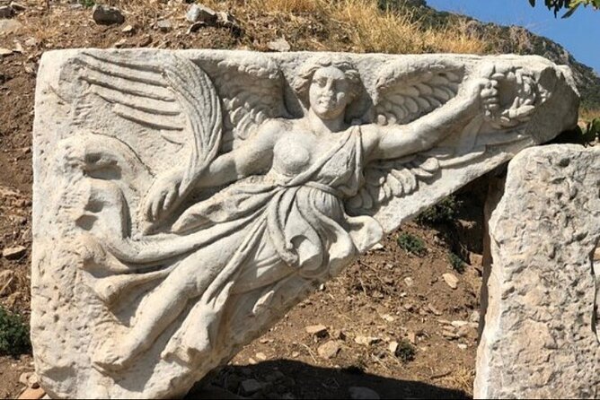 Private Tour FOR CRUISE GUESTS: Best of Ephesus Private Tour / SKIP THE LINE - The Terrace Houses add detail and texture
