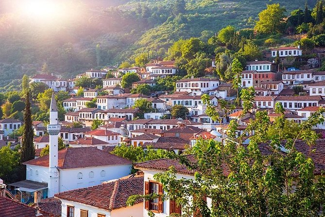 Sirince Village & Selcuk Bazaar Tour From Kusadasi - Walking Şirince’s old village lanes