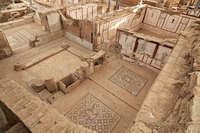SKIP-THE-LINE: BEST OF EPHESUS PRIVATE TOUR with Lunch & ENTRY - Mary’s House, a quiet pilgrimage site