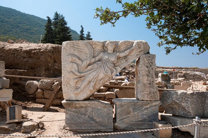 SKIP-THE-LINE: BEST OF EPHESUS PRIVATE TOUR with Lunch & ENTRY - The Temple of Artemis: impressive name, limited remains