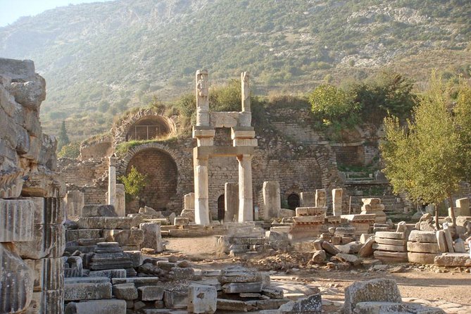 SKIP THE LINE :Explore Ephesus Tours For Cruisers - The Terrace Houses show Roman life indoors
