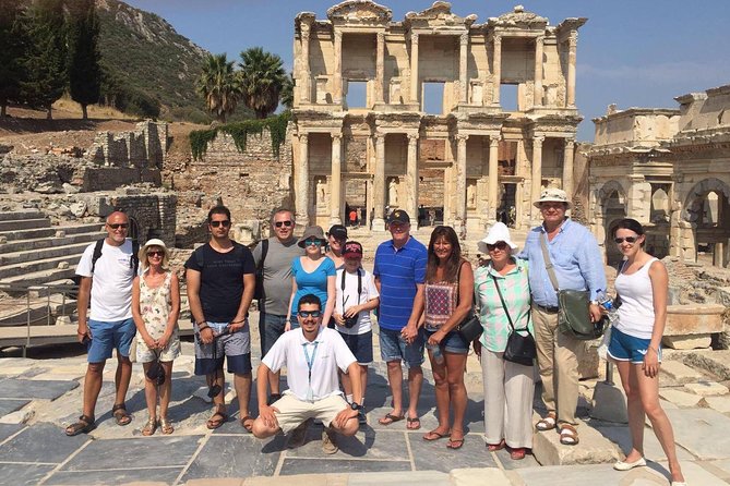 Top-Rated: Ephesus & Artemis Tour for Cruisers WITH ENTRY TICKETS - Meeting your guide at Kusadasi Port